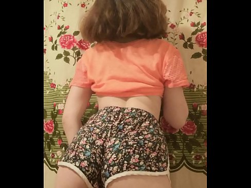❤️ Seksikas noor beib strippib oma pükse kaamera ees ära ❤️ Pornovideo at us ❌❤