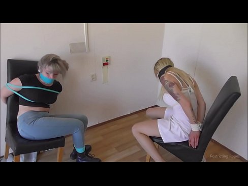 ❤️ Sõltuvuses / seotud ja suukorvistatud / neiu hädas ❤️ Pornovideo at us ❌❤