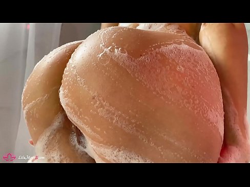 ❤️ Brünett masturbeerib tussu vibraatoriga intensiivse orgasmini duši all ❤️ Pornovideo at us ❌❤